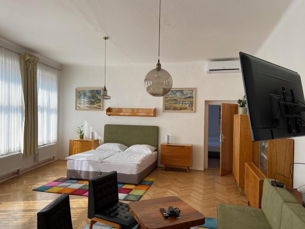 Vintage Apartman V Centru Litomyšl Exteriör bild